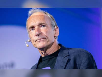 Tim Berners-Lee - The World Wide Web - britishheritage.org