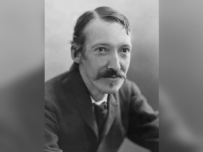 Robert Louis Stevenson - he gave us the phrase "Jekyll and Hyde" - britishheritage.org
