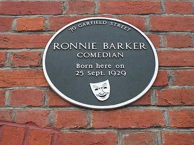 Ronnie Barker  - "It's Goodnight From Me" - britishheritage.org